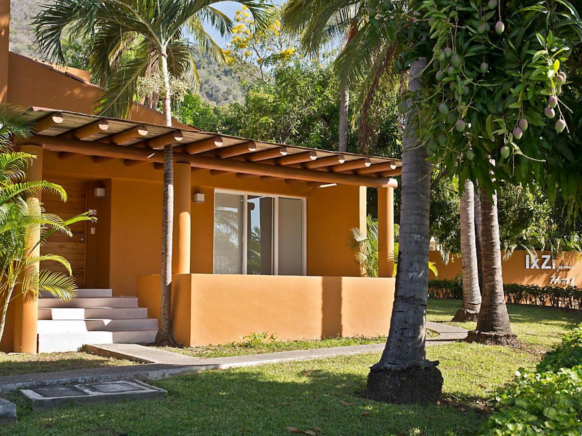 Hotel Ixzi Plus Ixtapa  Eksteriør billede
