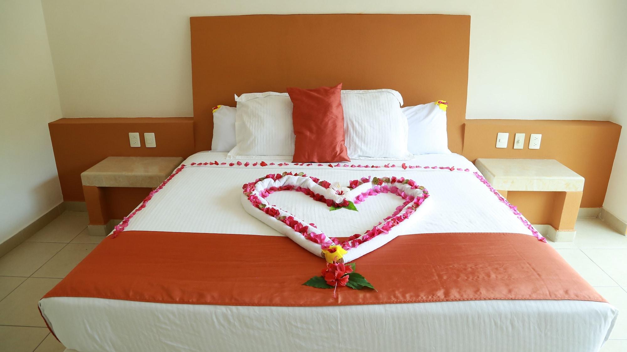 Hotel Ixzi Plus Ixtapa  Eksteriør billede