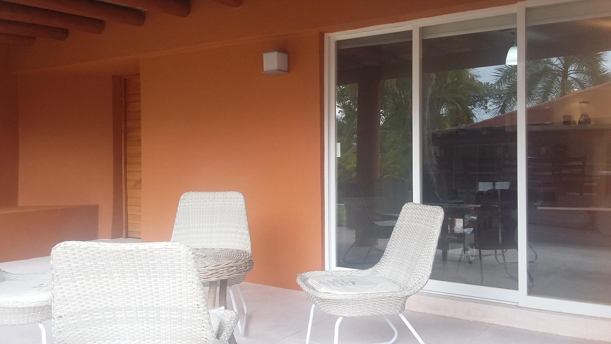 Hotel Ixzi Plus Ixtapa  Eksteriør billede