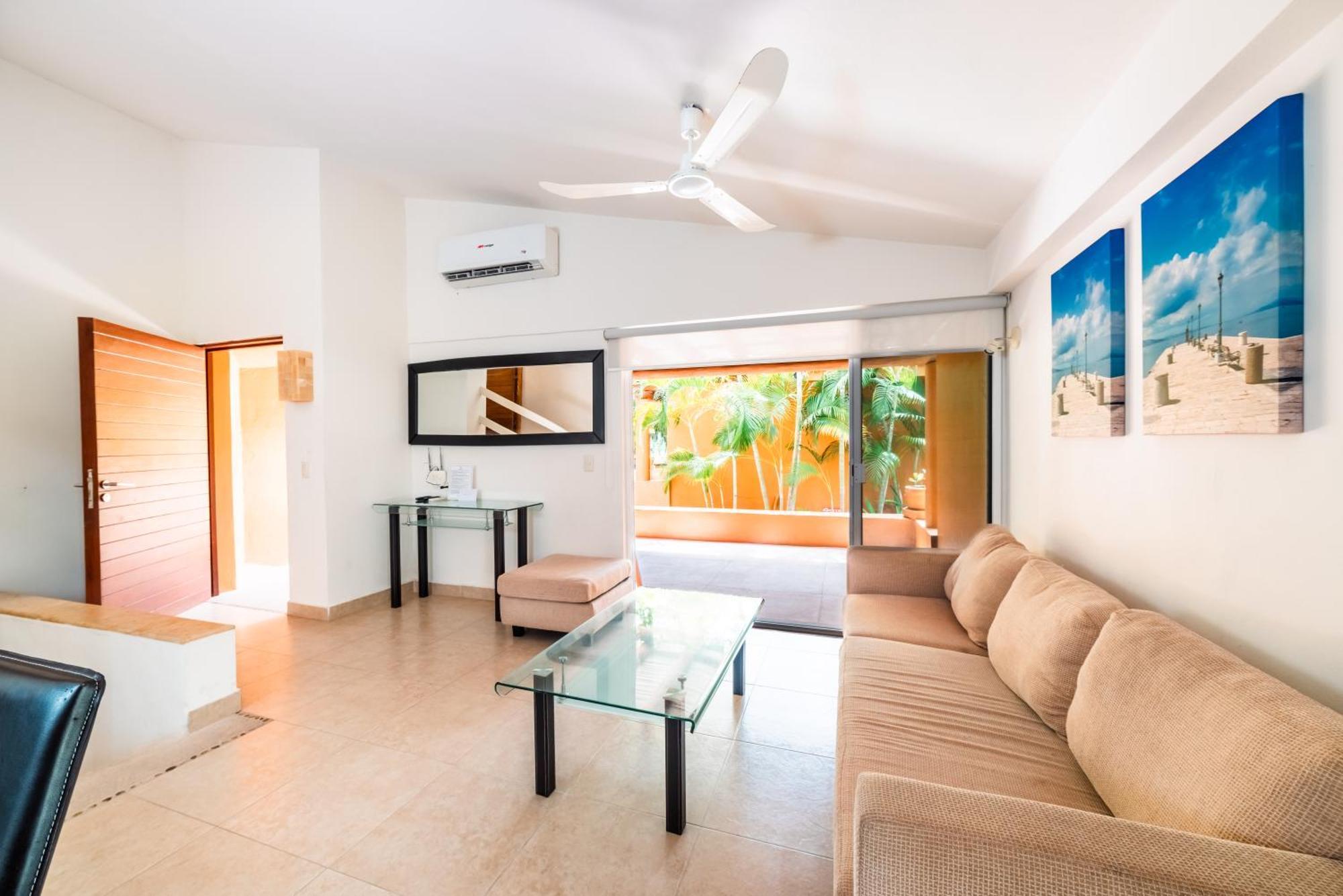 Hotel Ixzi Plus Ixtapa  Eksteriør billede