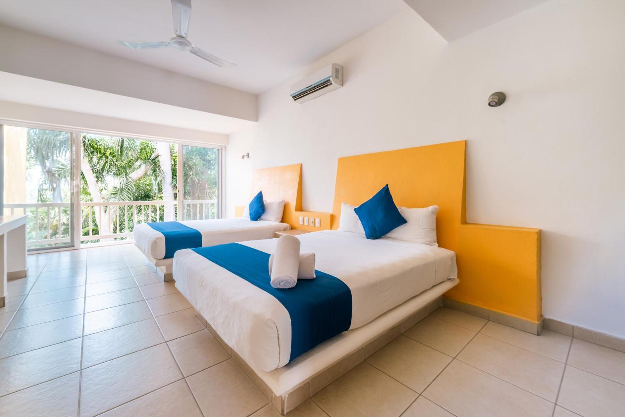 Hotel Ixzi Plus Ixtapa  Eksteriør billede