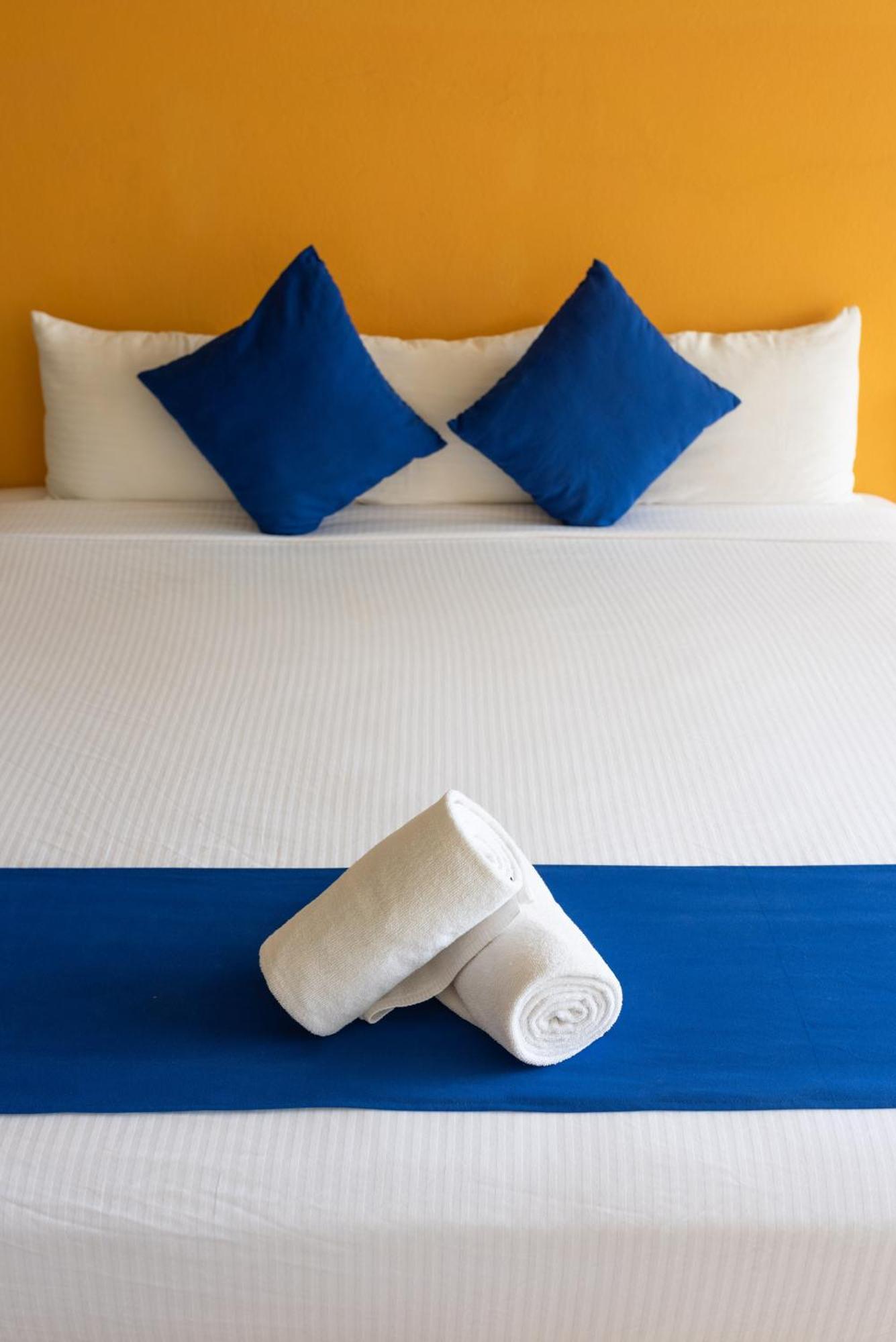 Hotel Ixzi Plus Ixtapa  Eksteriør billede