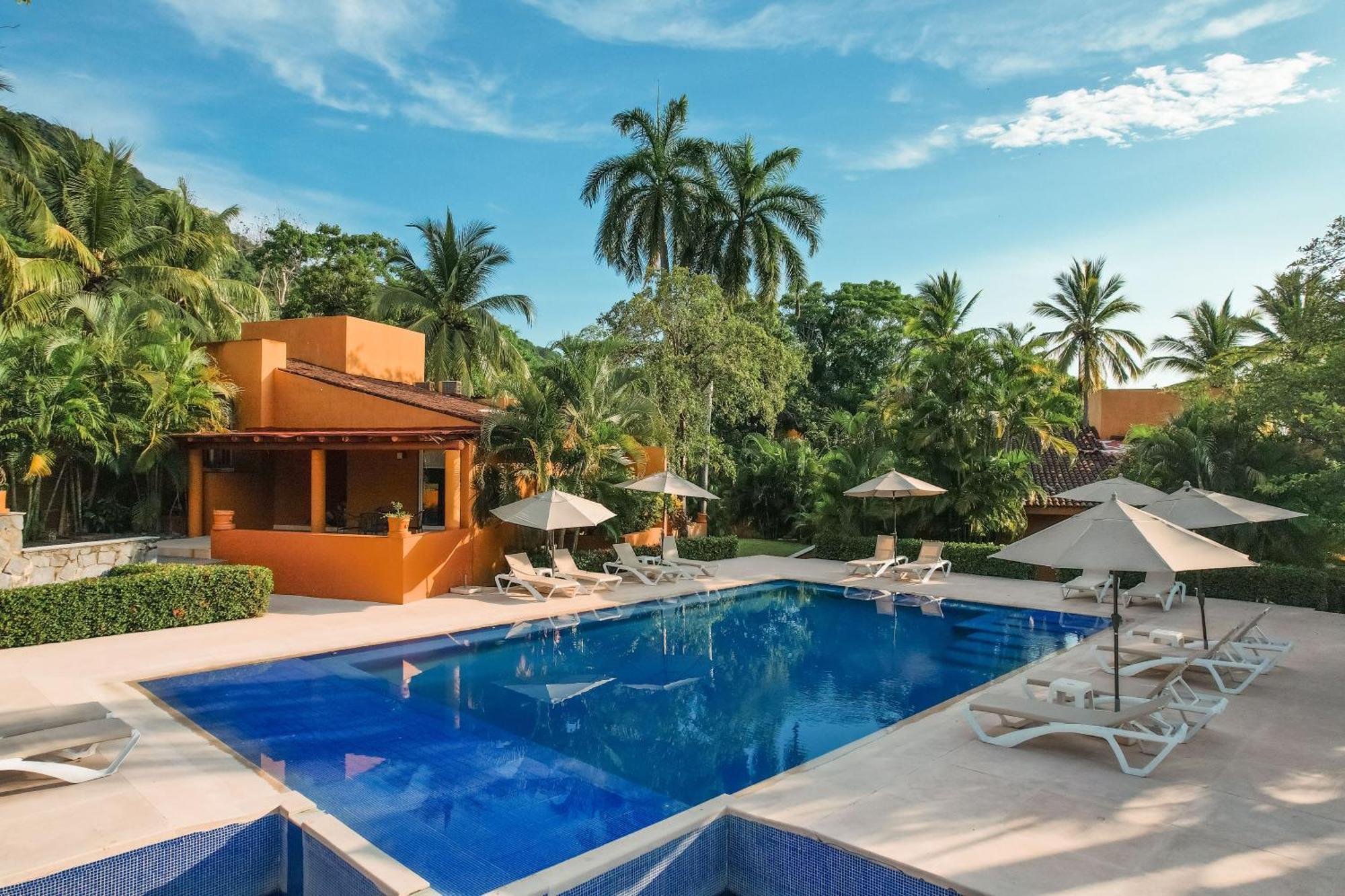 Hotel Ixzi Plus Ixtapa  Eksteriør billede